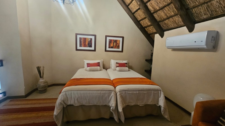 5 Bedroom Property for Sale in Boschenvaal River Front Lodges Free State